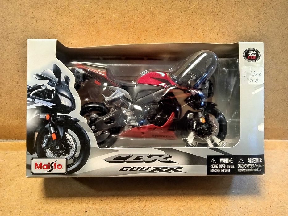 MAISTO 1/12 Motociclo Honda CBR 600 RR