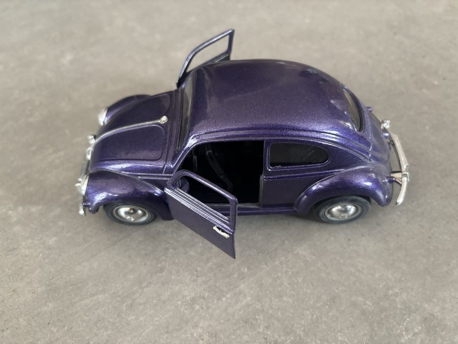 Model SunnySide skala 1/24 VW Vokswagen Beetle fiolet