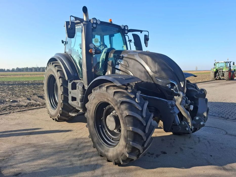 Valtra T174 EV  Używany ciągnik Valtra T174EV