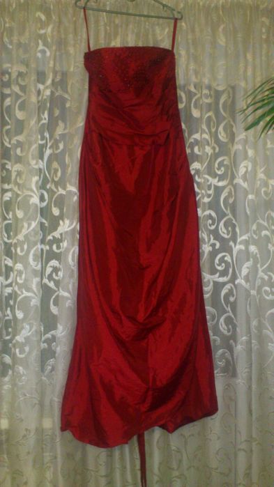 платье вечернее красное длинное КРАСИВОЕ на размер 44- 46 - 48