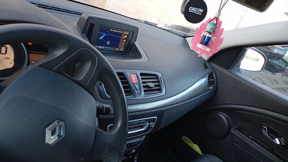 Renault Megane completo estimada