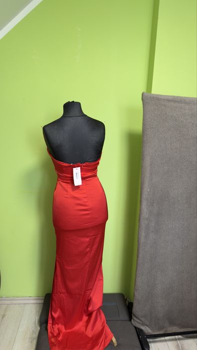 Nowa czerwona sukienka maxi Nelly Eve • rozm. 36 • z metkami