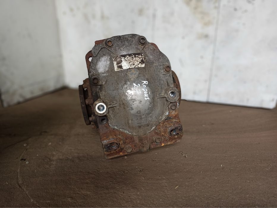 Редуктор задній міст ssangyong rodius 4wd T43A-000 741.743