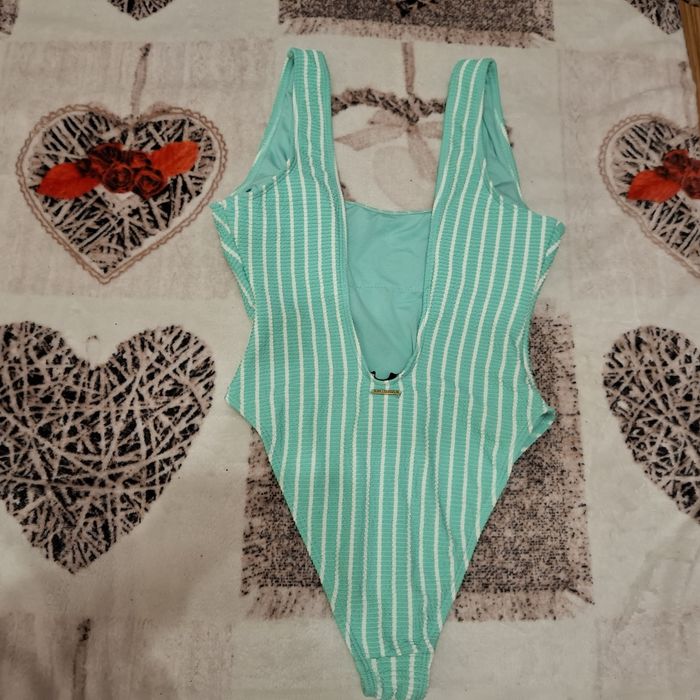 Pasiasty jednoczęściowy strój kąpielowy  marki River Island