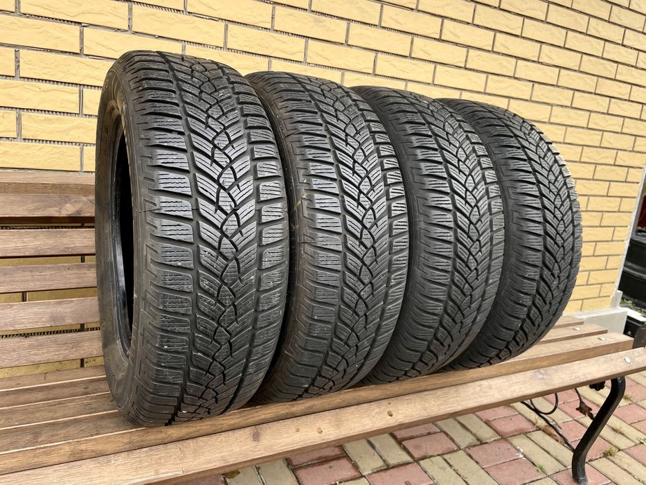 Шини Резина 215.65 R16 Fulda Зима 8мм