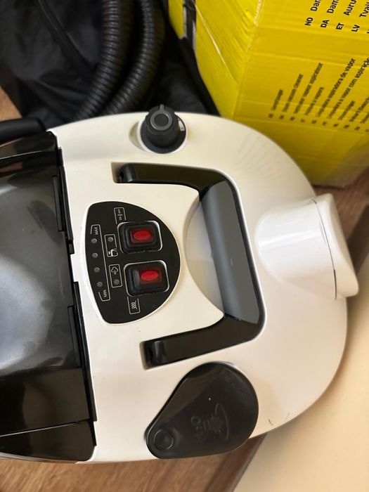 Odkurzacz piorący karcher  SV7