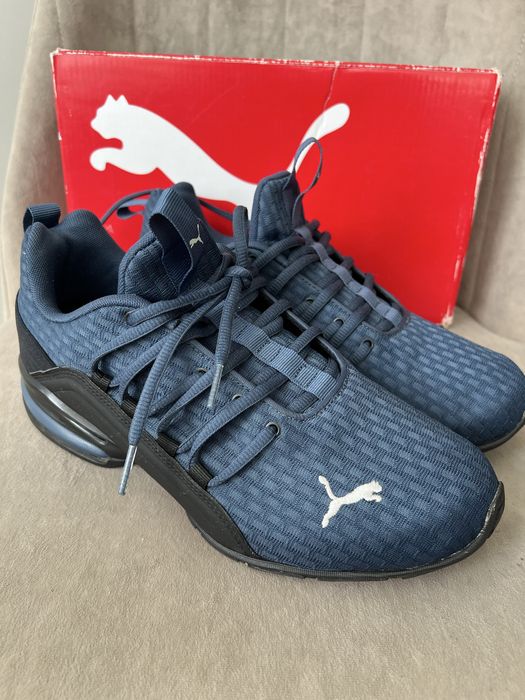 Кросівки чоловічі Puma Axelion Block