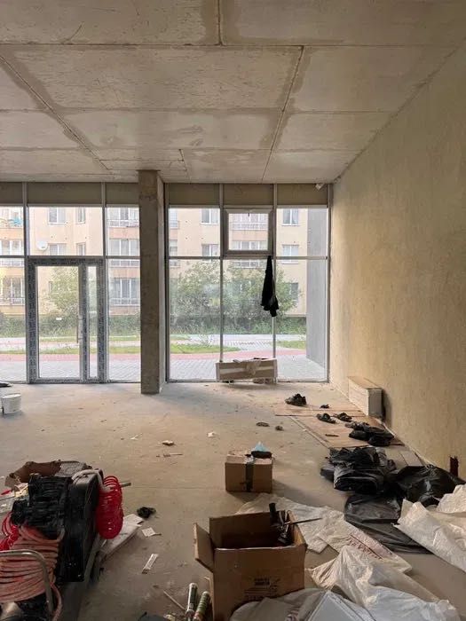 Оренда фасадного комерційного приміщення в ЖК Замарстинівська 134 а