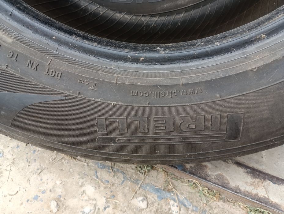 Шини колеса R17 255/60 Pirelli, 4 міліметрів в доброму стані