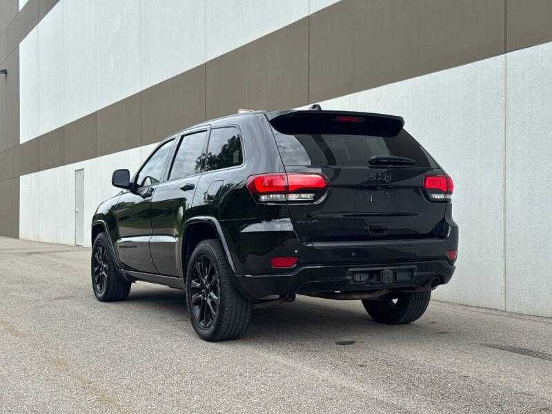 2020 Jeep Grand Cherokee Altitude