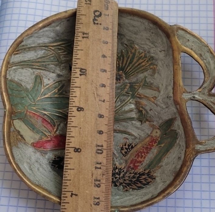 Продам на подарок Бронзовый поднос