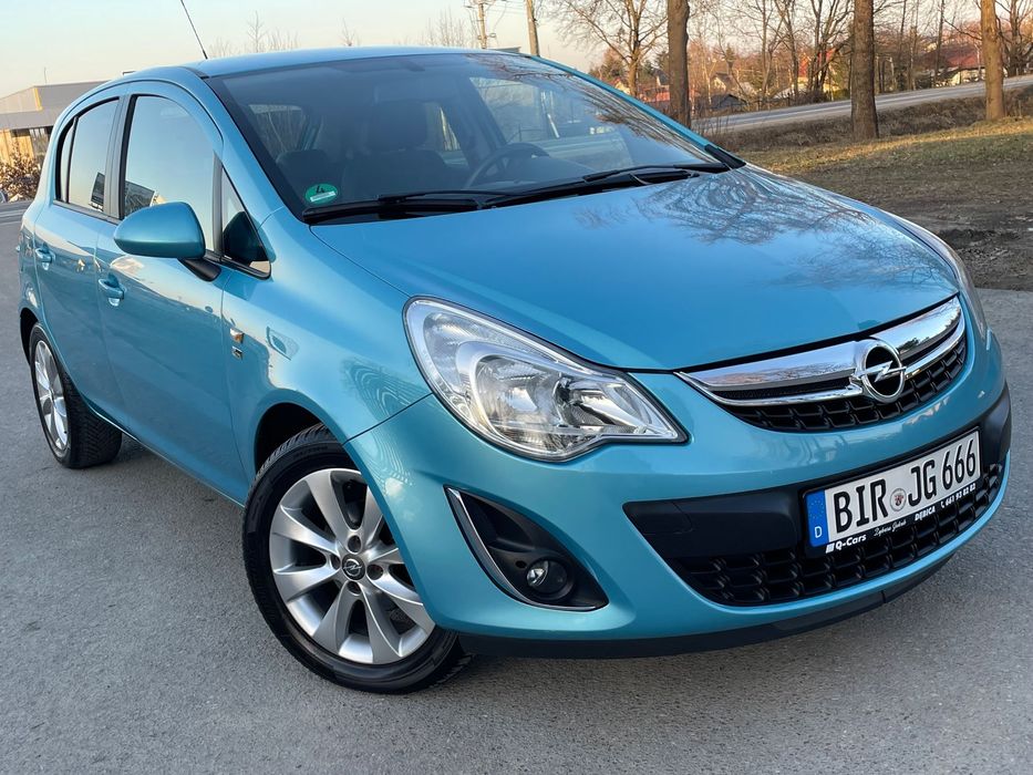 Opel Corsa Lift 1.4 Benz Alu16 Bogata Wersja Klima Zadbany Warto Bagażnik Rowerow