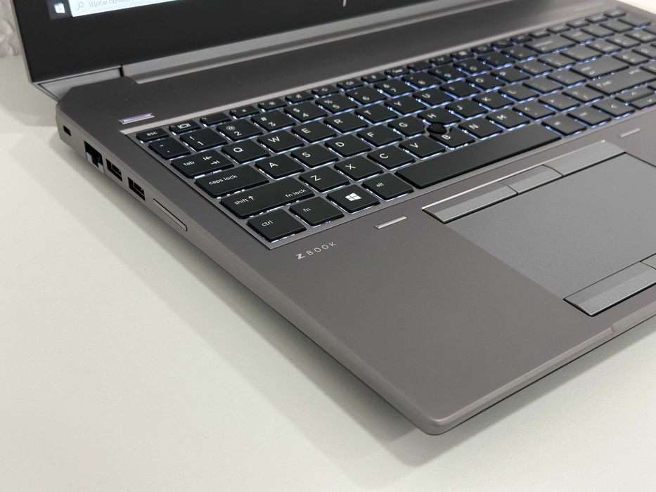 Ігровий HP ZBook 15 G5/15.6/6(12)ядра/i7-8850H/16gb/256gbSSD/P1000 4GB