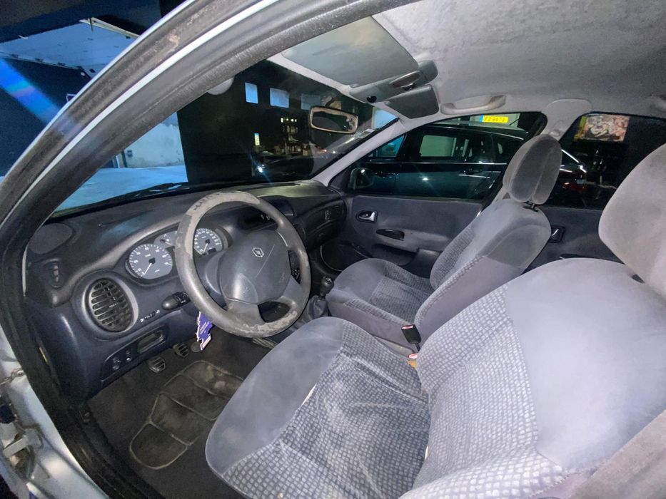 Renault Megane 1.9dci Clássic ano 2002