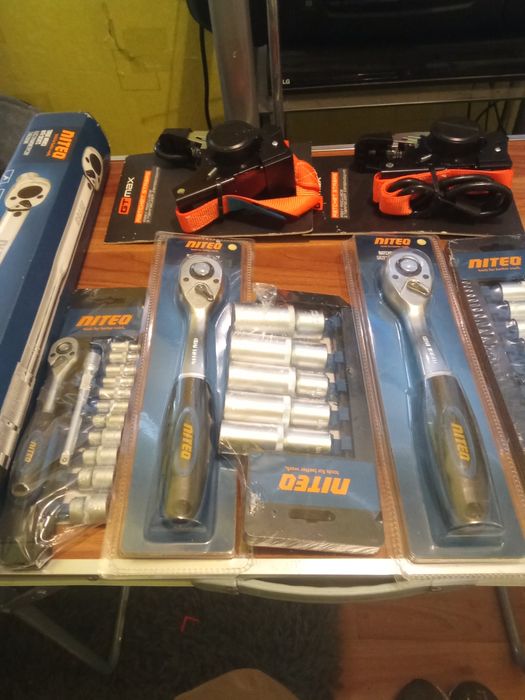 Narzędzia niteo sprzedam