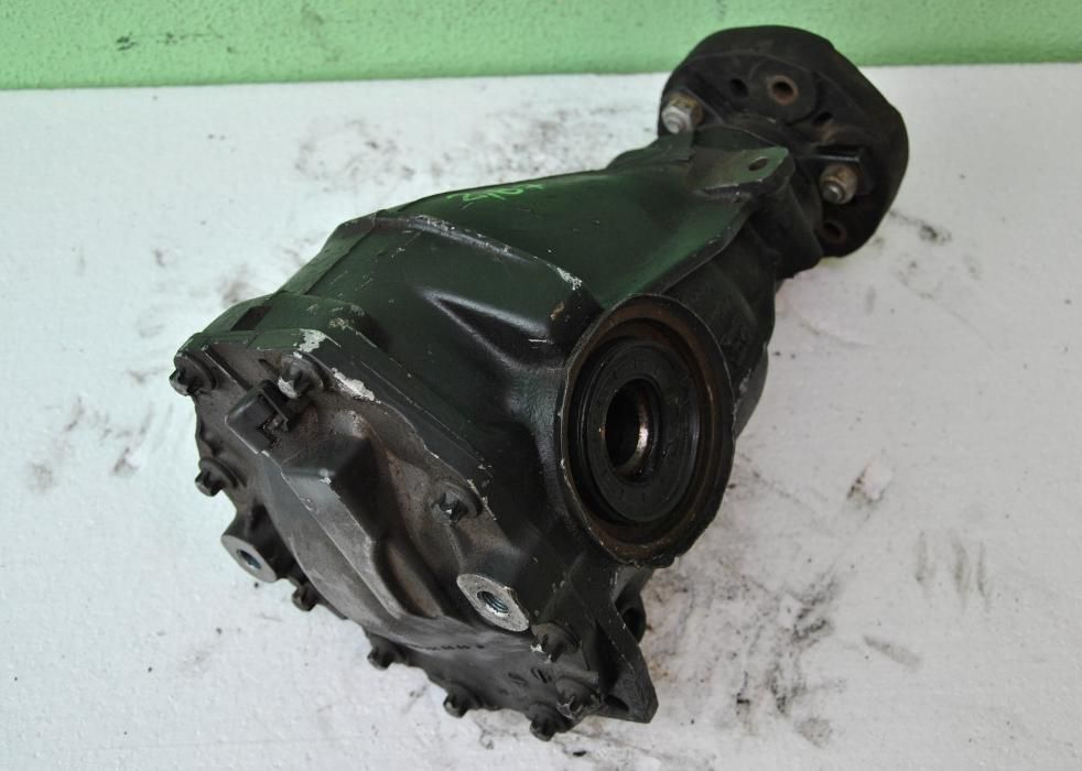 Dyfer Dyferencjał Most Tylny Tył MERCEDES C-KLASA W 203 2.87