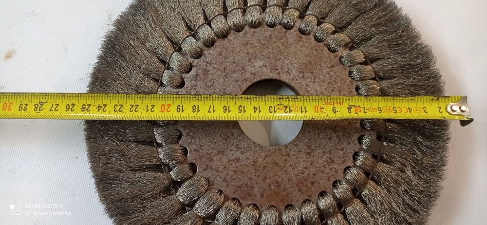 Szczotka druciana tarczowa średnica 25 cm