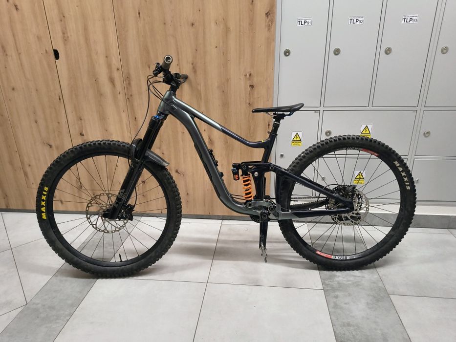 Giant Reign 1 29. Rozmiar M. Nowa rama, nowe koła.