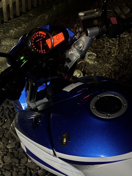 Suzuki gsr 250(inazuma)