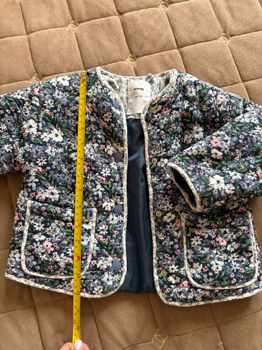 Куртка для дівчинки 98