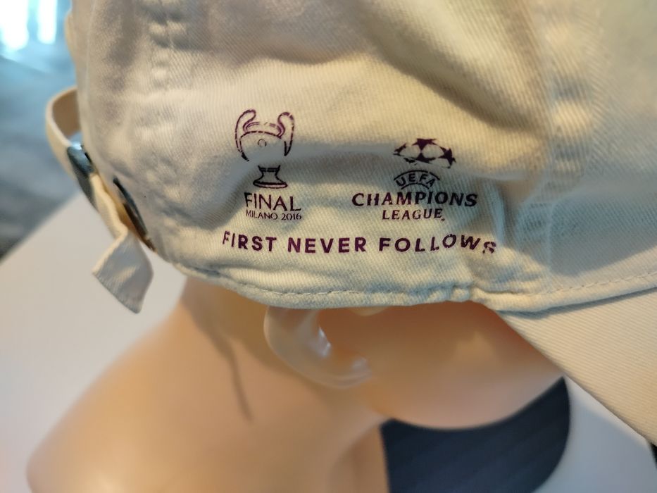 Czapka z daszkiem, bejsbolówka. Adidas. Real Madryt. Kolekcjonerska