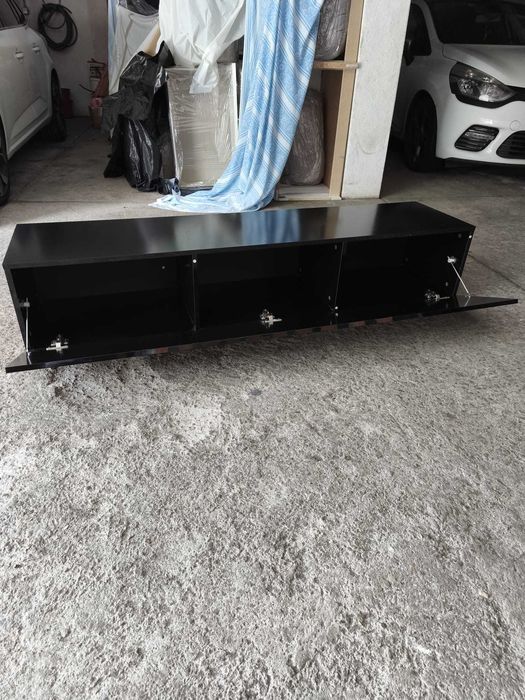 Móvel TV 160cm preto – como novo, com arrumação