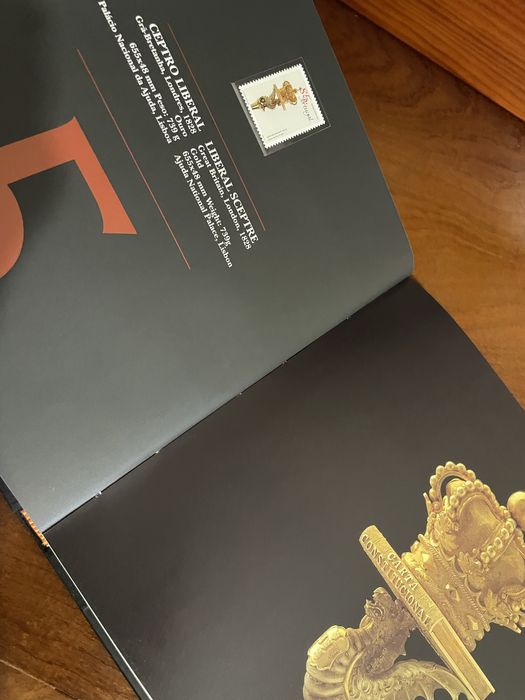 Livro Filatélico CTT 'Tesouros Reais' 1993 - Completo e Numerado
