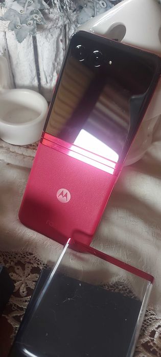 MOTOROLA razr 40 ultra 240 GB
