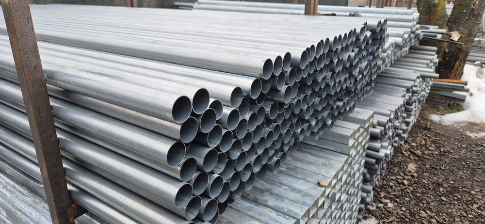 Słupek ogrodzeniowy Fi 38 Rura ocynkowana