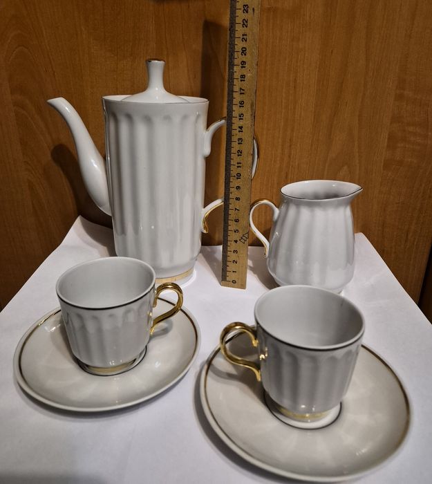 Фарфоровый кофейный сервиз "Подснежник"