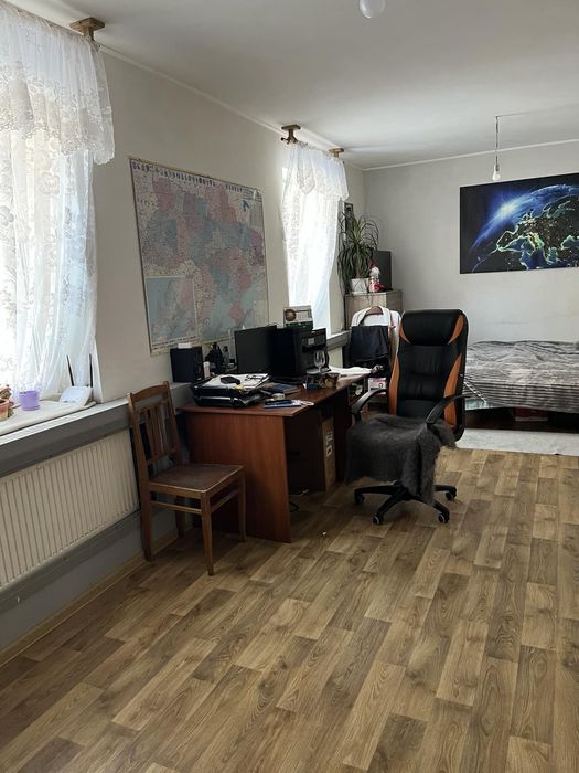 Продам 3-х комнатную квартиру в Мерефе