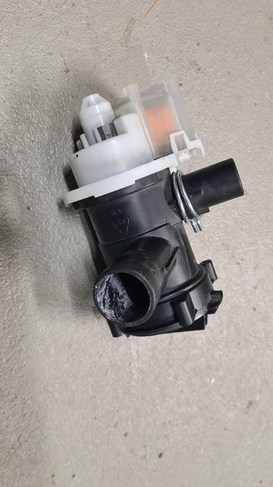 Pompka wody do pralki Bosch