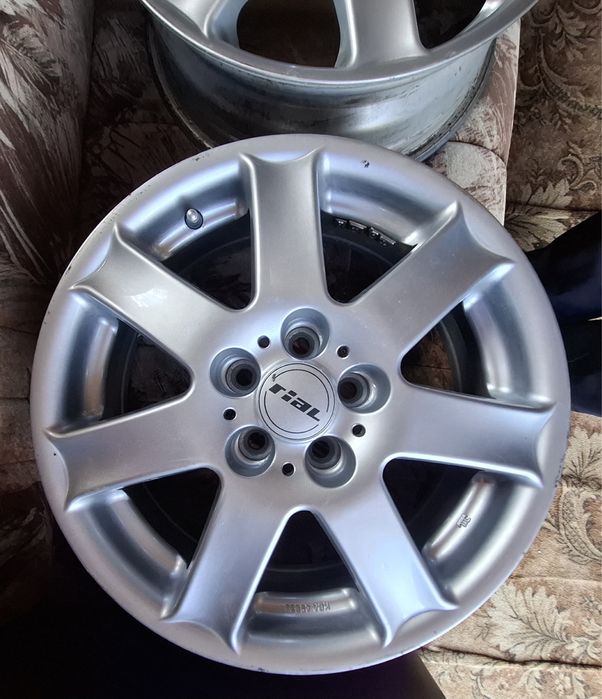 Диски титани в гарному стані