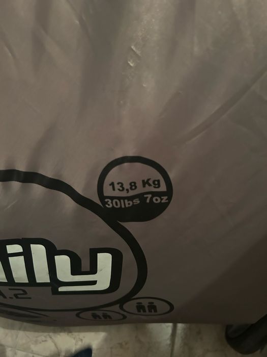 Vendo tenda familiar .