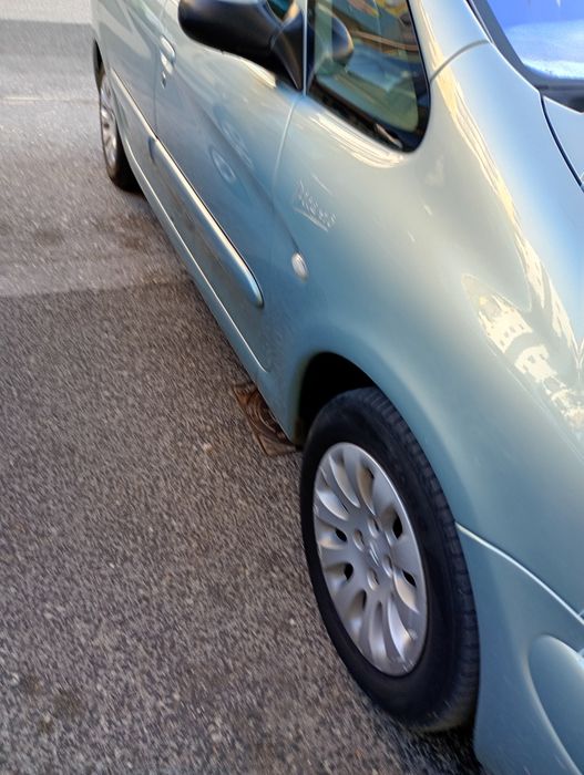Carro citroen xara Picasso