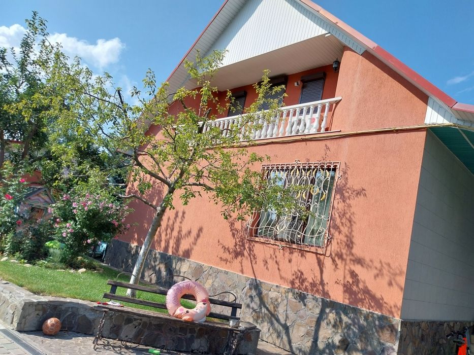 Магазин,будинок склади