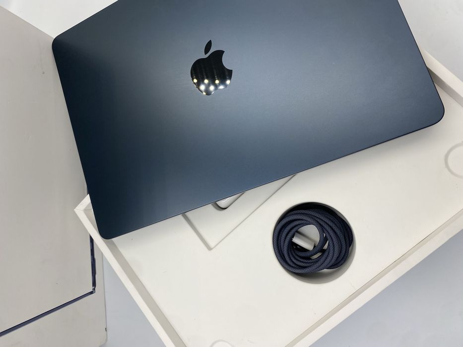 Аpple MacBook Air 13 M3 16/512GB Midnight MXCV3 2024