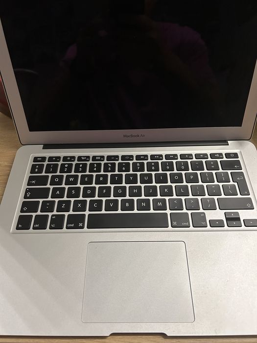 Macbook Air 13-inch Early 2015 Intel Core i5