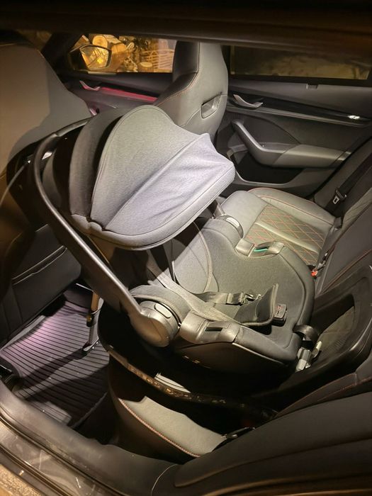 Fotelik britax z bazą