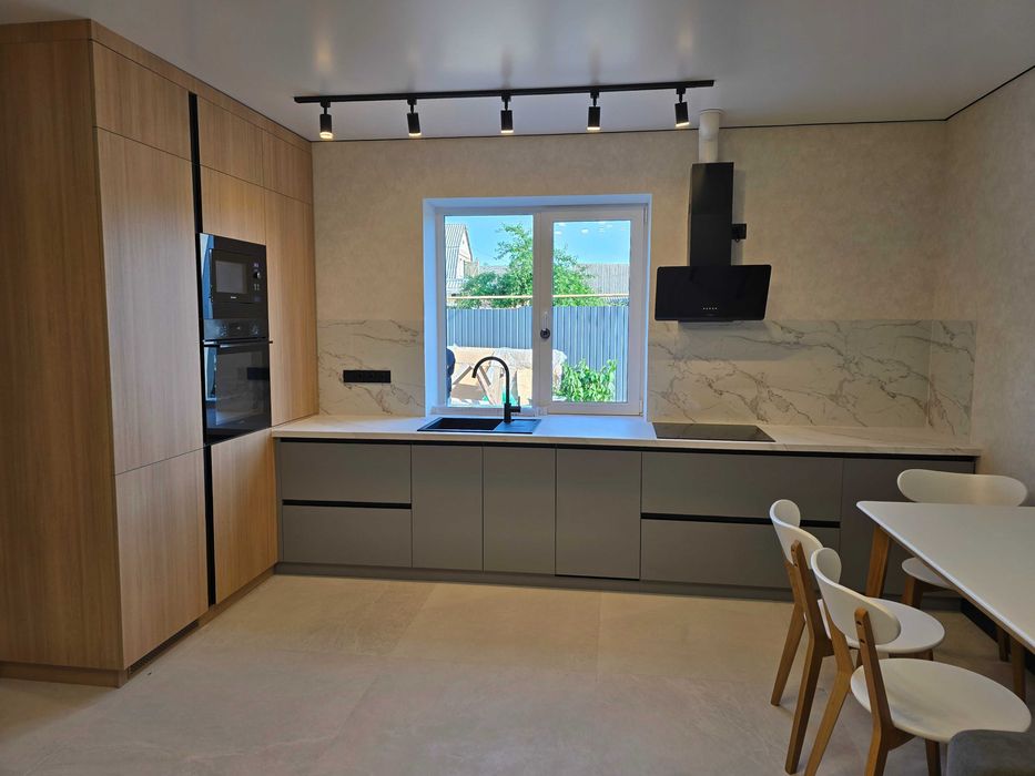 Здається 2-х кімн.таунхаус по вул.Гончара в р-ні Пирогово,читайте опис