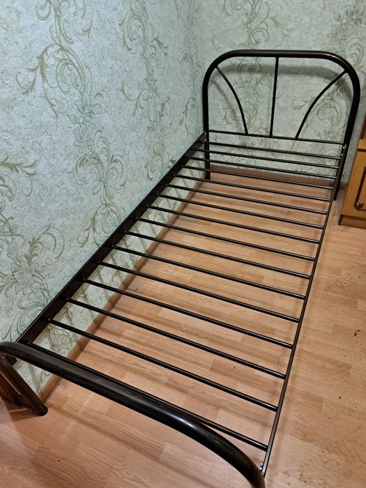 Продам металеве ліжко