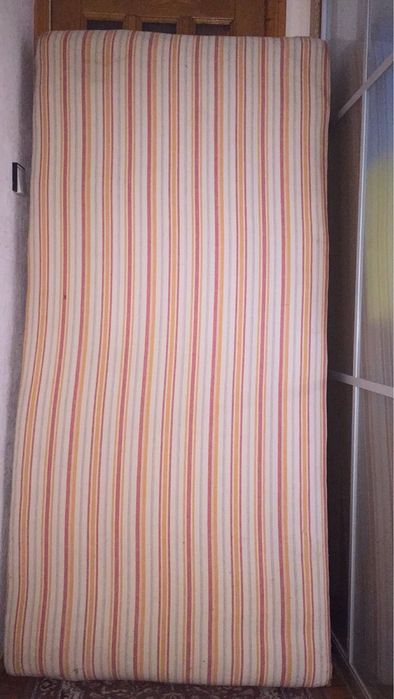 Матрас полуторний