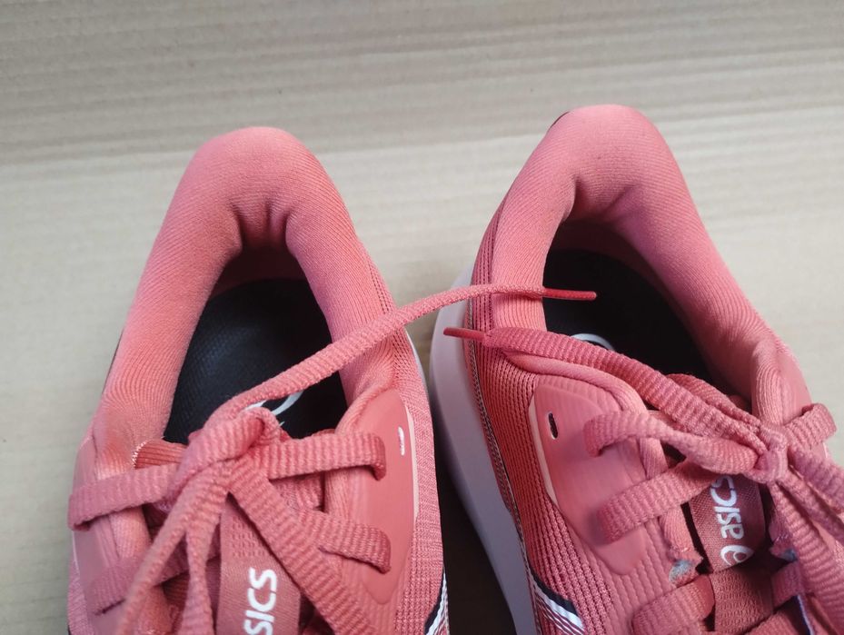 buty biegowe do biegania Asics 43,5  GT 1000 14 idealny stan