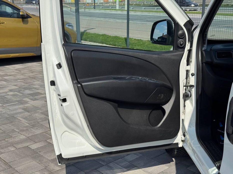 Opel Combo 2018 freshauto