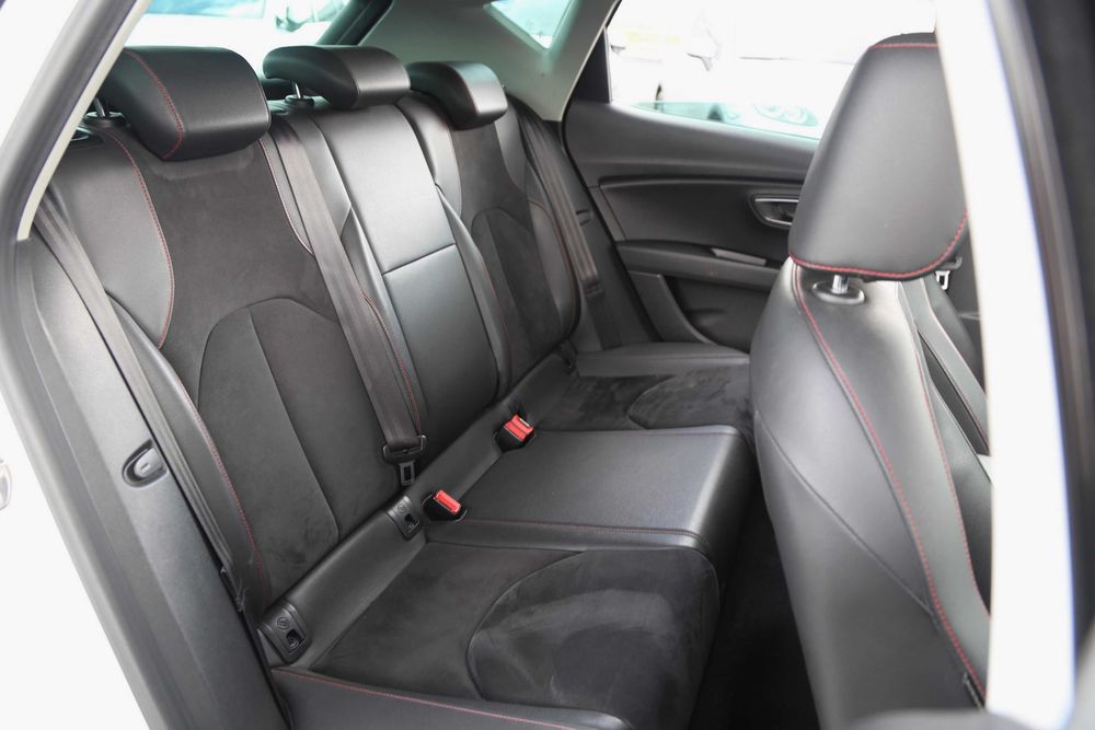 SEAT Leon 2015 Авто