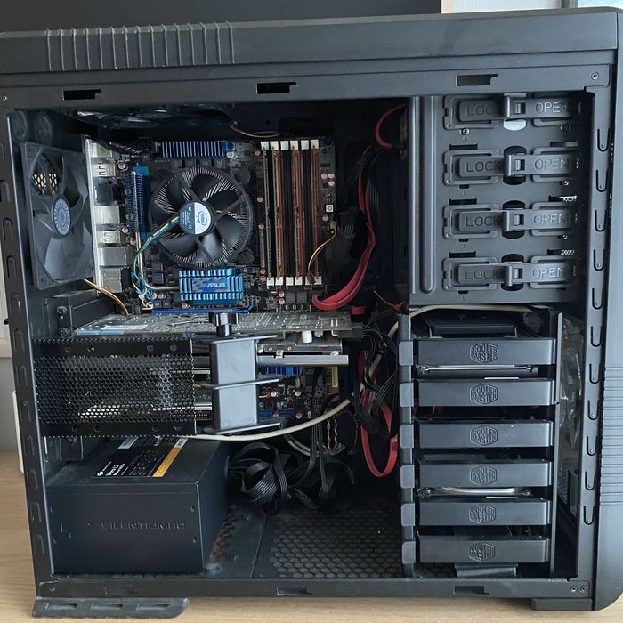 Komputer Intel Xeon Win 11 Pro