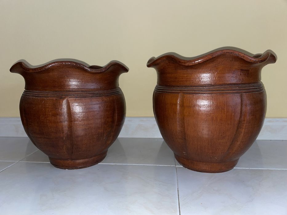 Dois Vasos de Barro