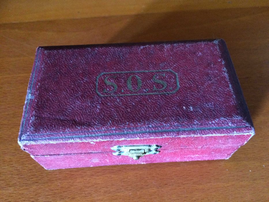 Máquina de barbear de viagem SOS