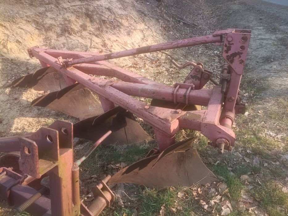 Pług Grudziądz 4 skibowy