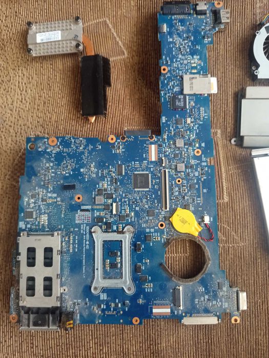 Продам комплектуючі до ноутбука HP